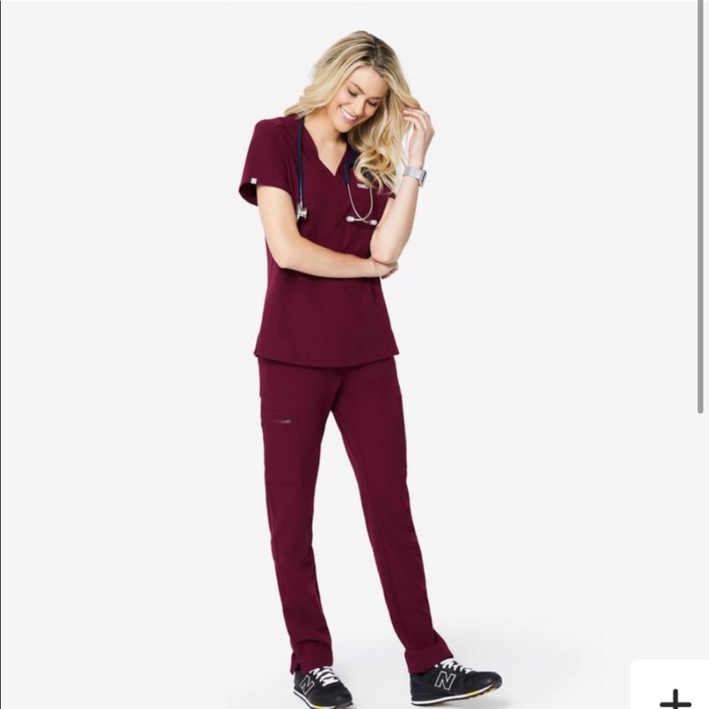 BRAND NEW LIMITED EDITION BURGUNDY SET